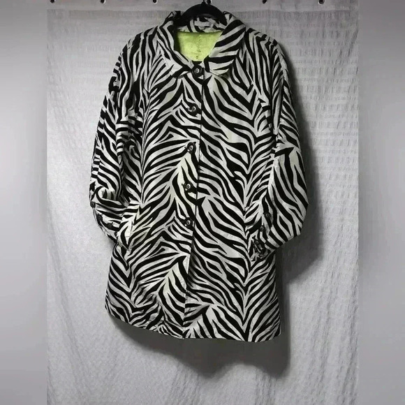 UBU  Flocked, Zebra Print, lined Button Down Jacket. Ladies size M - Picture 2 of 10
